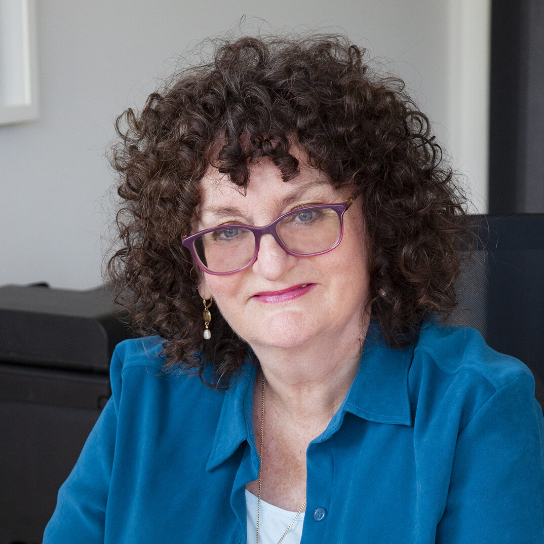 Headshot of Dr Kate Dempsey